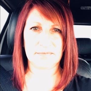 Meet your Posher, Connie